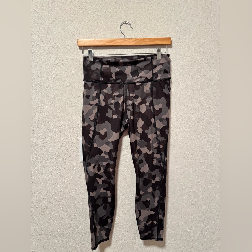 Athleta Gray Camouflage Leggings